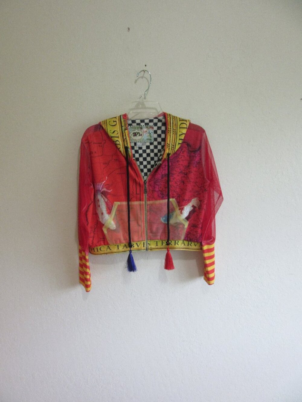 IPNG Multicolor Art To Wear Sheer Sleeves Pockets & Hoodie M/L Fish Retro Jacket